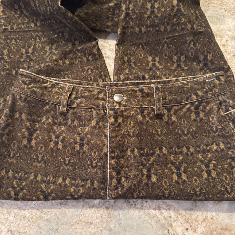 Driftwood Jeans - Picture 6 of 8